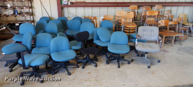 image for item GH9662 Approximately 50 chairs