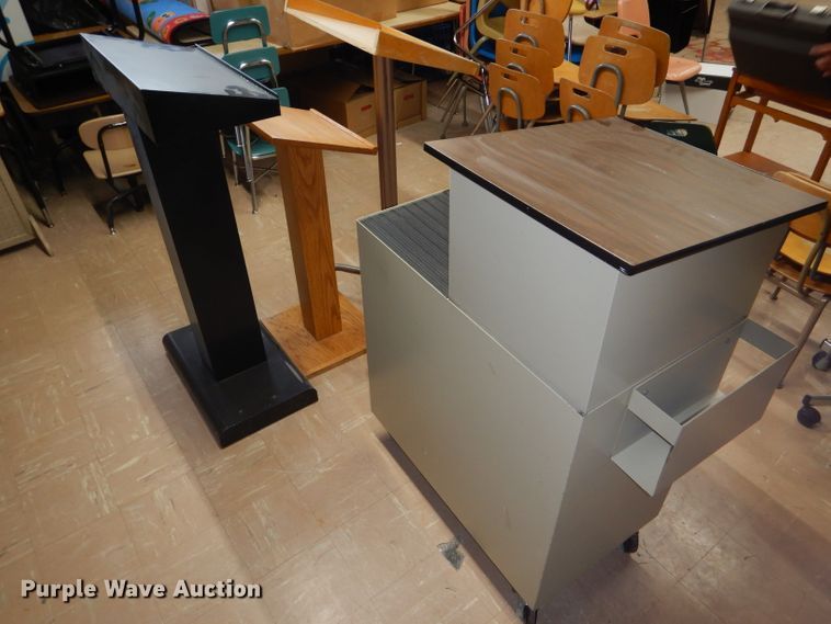 image for item GH9668 (4) podiums