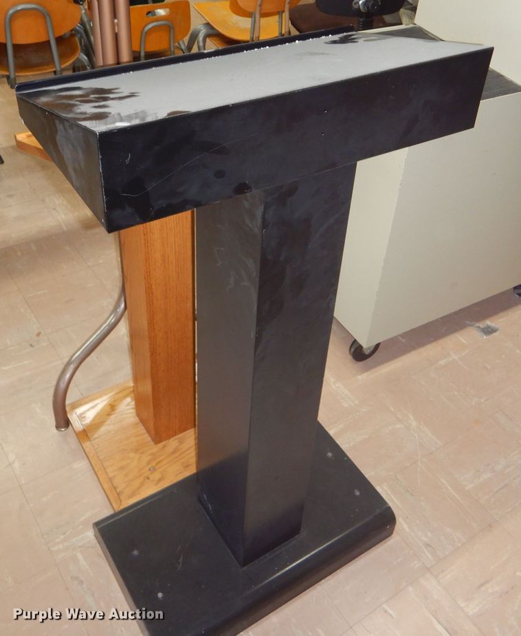 image for item GH9668 (4) podiums