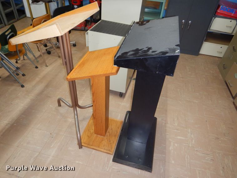 image for item GH9668 (4) podiums