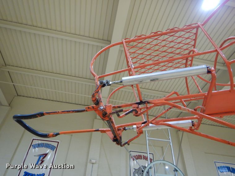 image for item GH9671 McCalls basketball rebounder