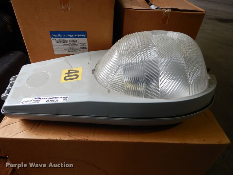 image for item GJ9808 (9) American Electric HPS lights