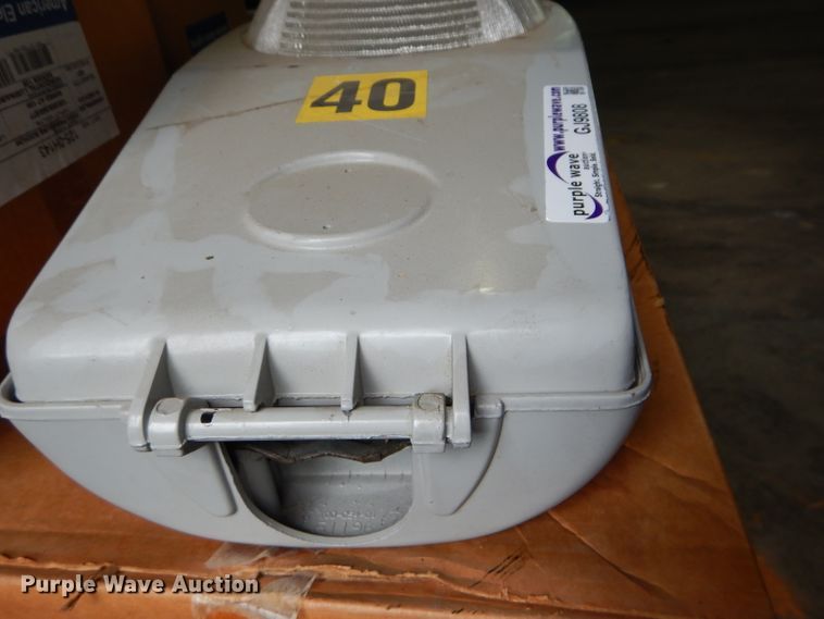 image for item GJ9808 (9) American Electric HPS lights