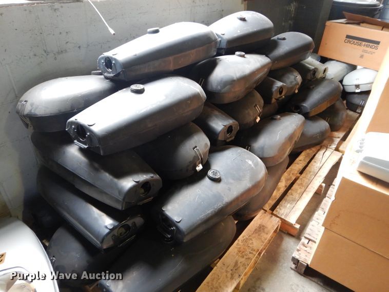 image for item GJ9809 (47) HPS lights