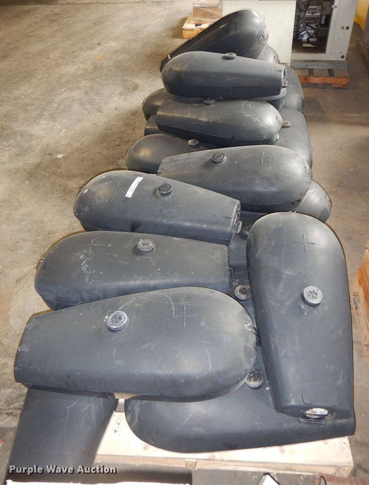 image for item GJ9810 (22) HPS lights