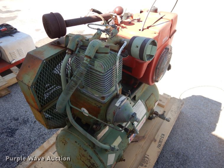 image for item GJ9823 Champion HGR5-3 air compressor