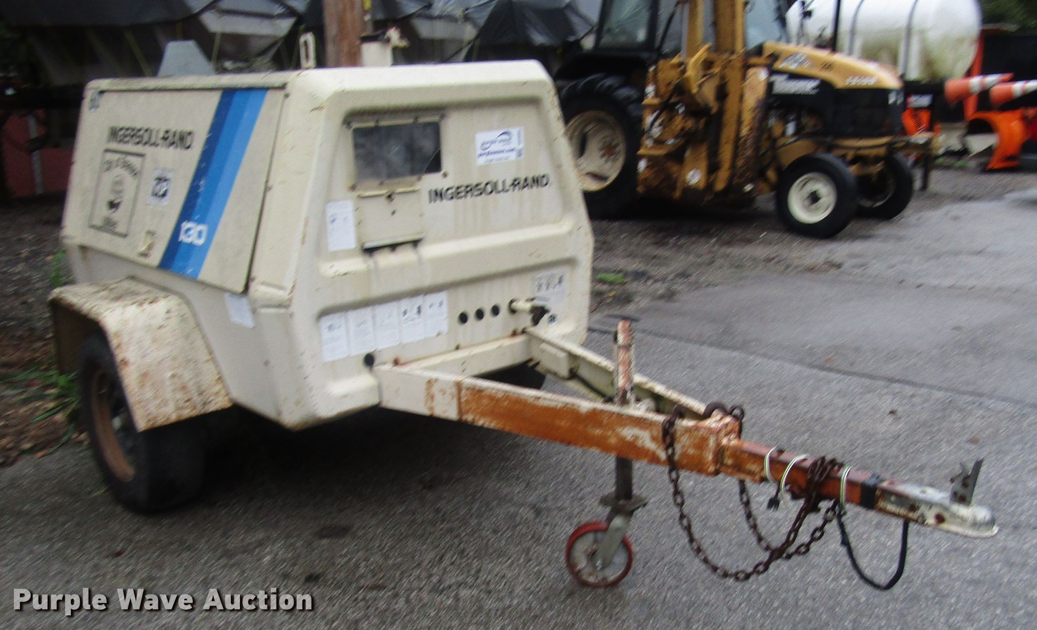 Ingersoll Rand 130 air compressor in Branson, MO Item