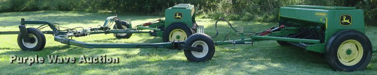 image for item DB10209 (2) John Deere 450 grain drills