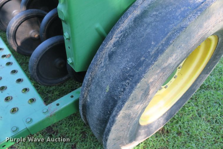 image for item DB10209 (2) John Deere 450 grain drills