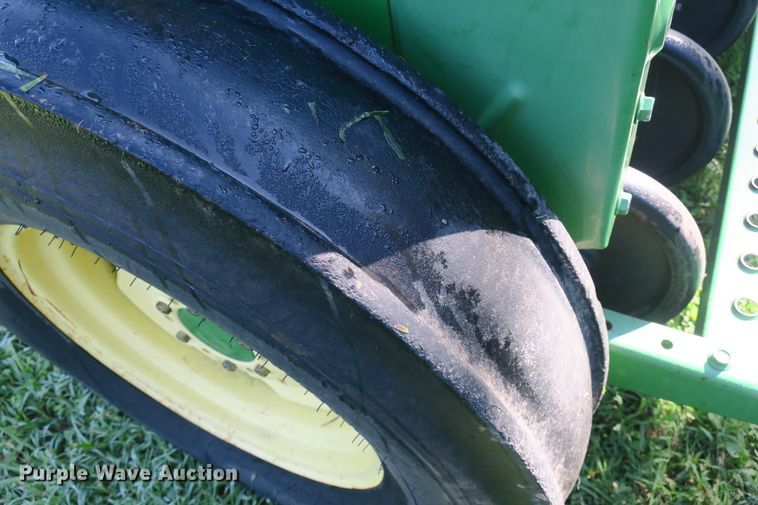 image for item DB10209 (2) John Deere 450 grain drills