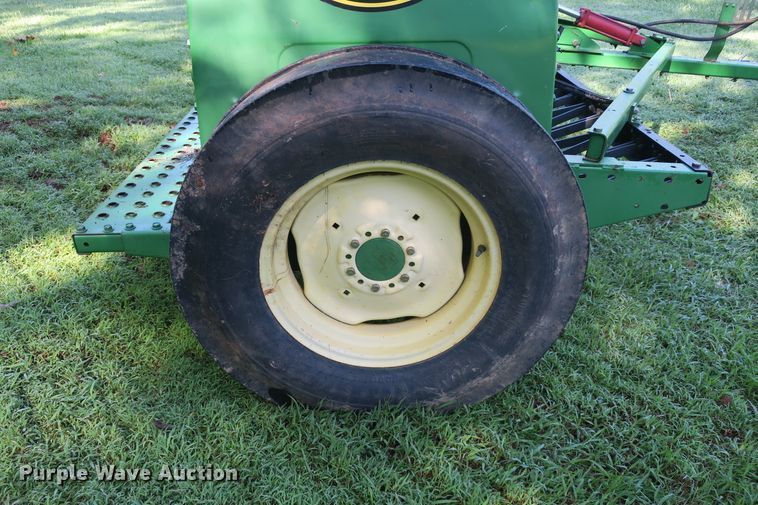 image for item DB10209 (2) John Deere 450 grain drills