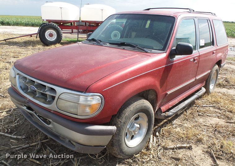 image for item DC5000 1997 Ford Explorer SUV