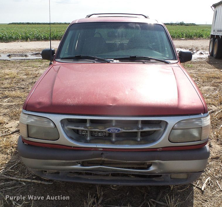 image for item DC5000 1997 Ford Explorer SUV