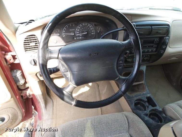 image for item DC5000 1997 Ford Explorer SUV