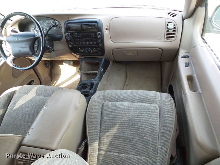 image for item DC5000 1997 Ford Explorer SUV