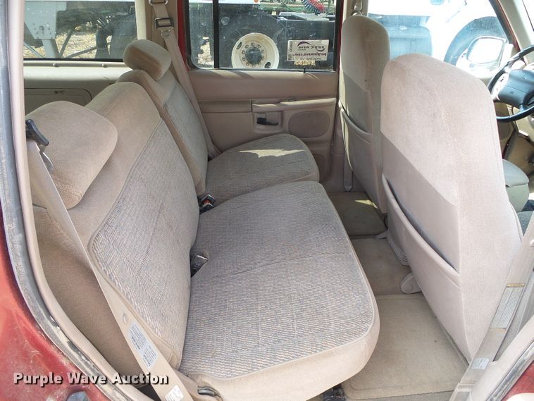image for item DC5000 1997 Ford Explorer SUV