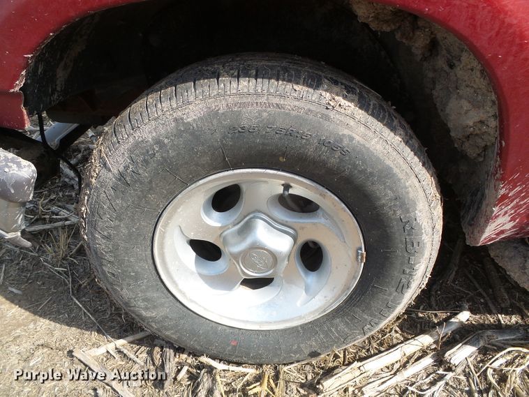 image for item DC5000 1997 Ford Explorer SUV