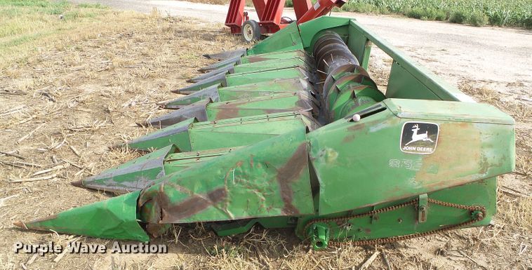 image for item DC5001 John Deere 853 all-crop head