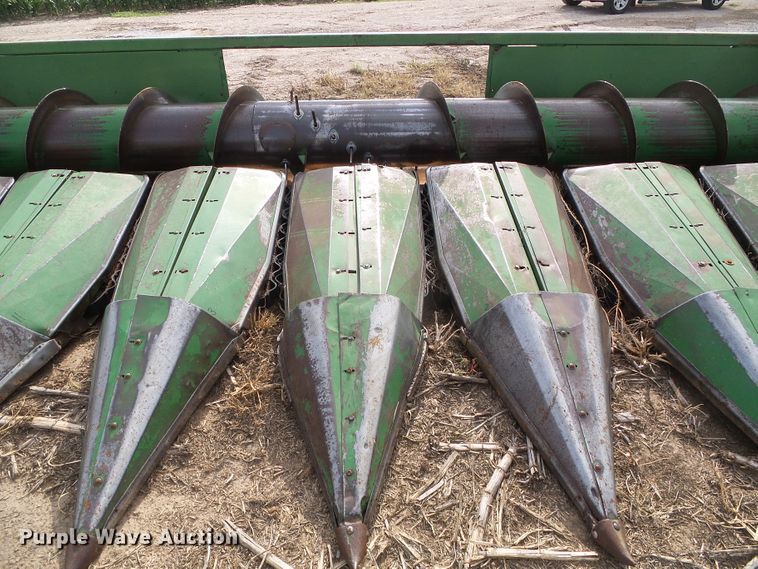 image for item DC5001 John Deere 853 all-crop head