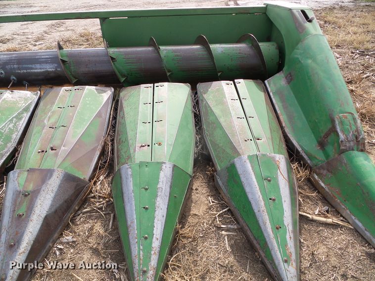 image for item DC5001 John Deere 853 all-crop head