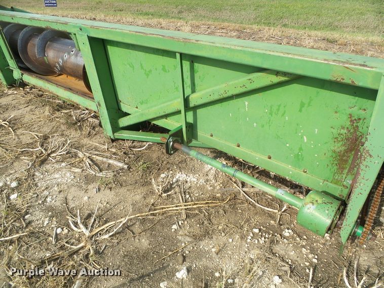 image for item DC5001 John Deere 853 all-crop head