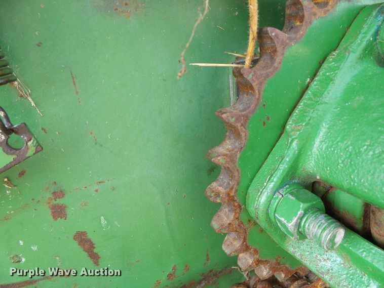 image for item DC5001 John Deere 853 all-crop head