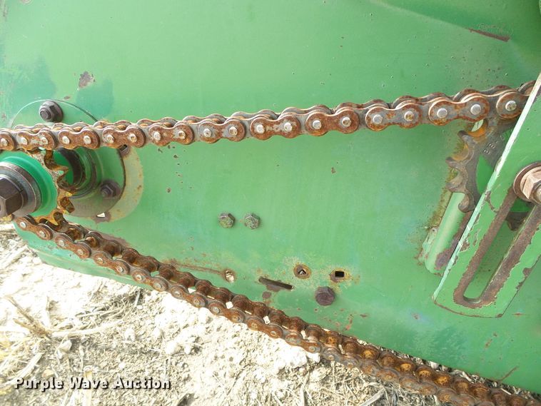 image for item DC5001 John Deere 853 all-crop head