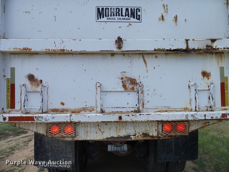 image for item DD6044 1966 Mack R611 grain truck