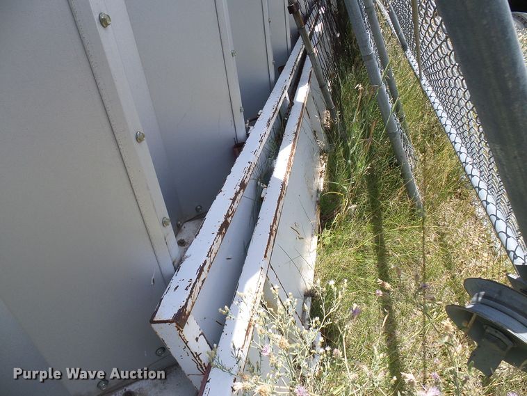 image for item DD6044 1966 Mack R611 grain truck