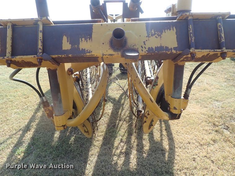 image for item DE1011 Vermeer hay rake