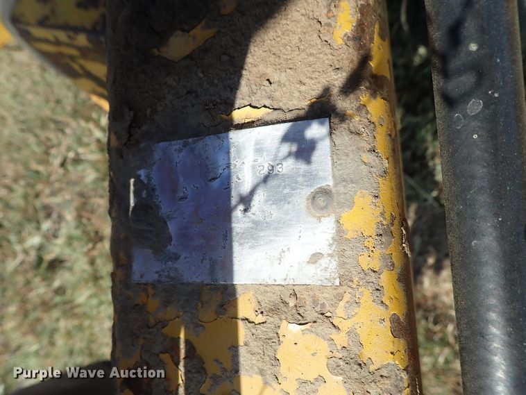 image for item DE1011 Vermeer hay rake