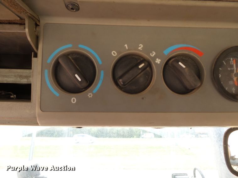 image for item DE7960 Massey-Ferguson 6280 tractor