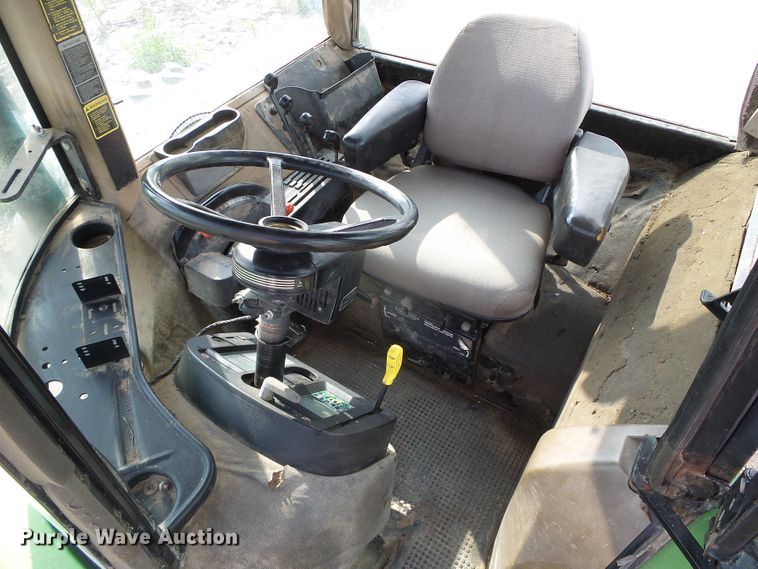 image for item DG0166 1993 John Deere 4960 MFWD tractor