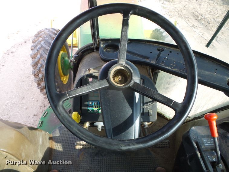 image for item DG0166 1993 John Deere 4960 MFWD tractor