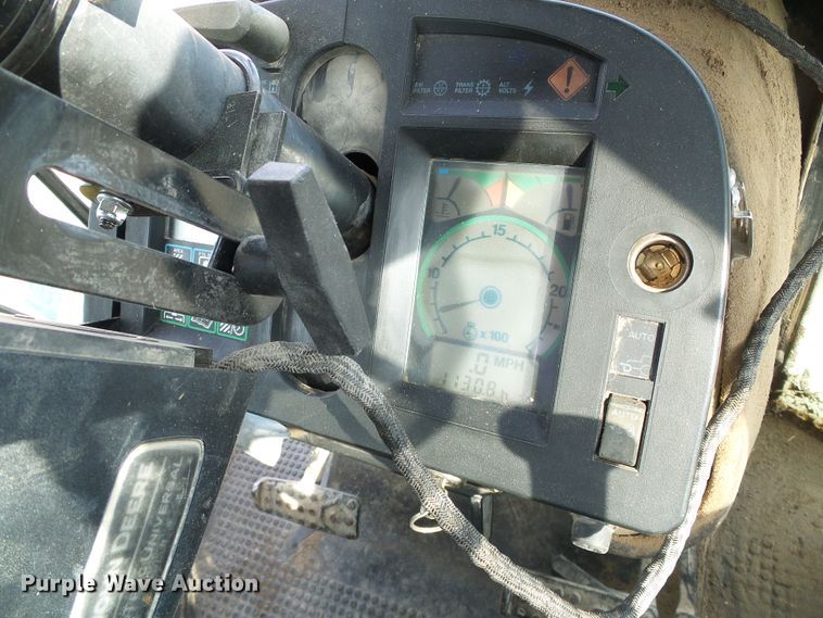 image for item DG0166 1993 John Deere 4960 MFWD tractor