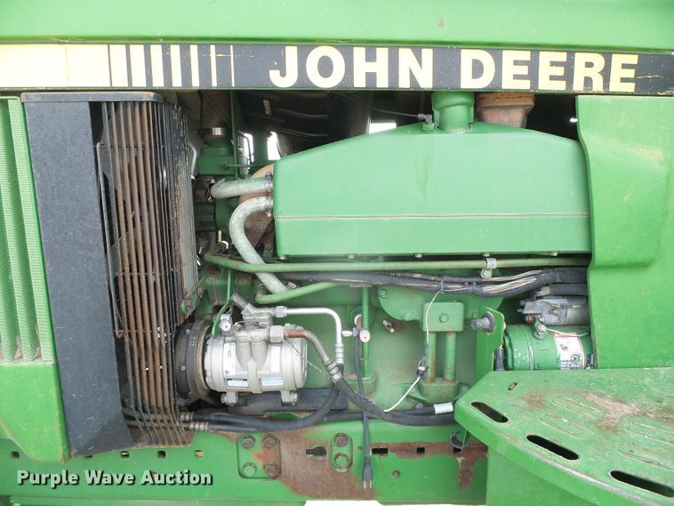 image for item DG0166 1993 John Deere 4960 MFWD tractor