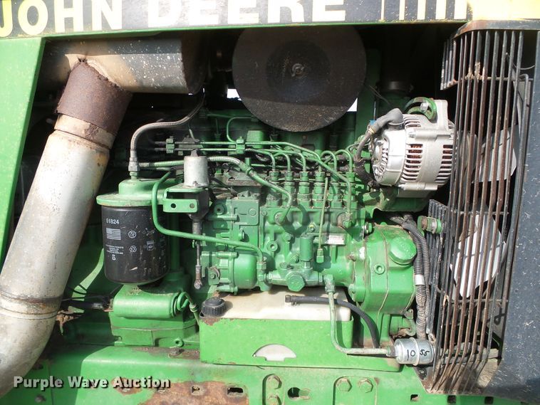 image for item DG0166 1993 John Deere 4960 MFWD tractor