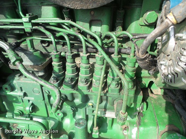 image for item DG0166 1993 John Deere 4960 MFWD tractor