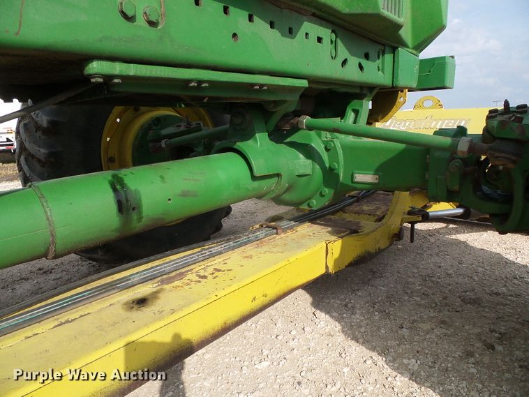 image for item DG0166 1993 John Deere 4960 MFWD tractor