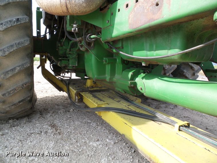 image for item DG0166 1993 John Deere 4960 MFWD tractor