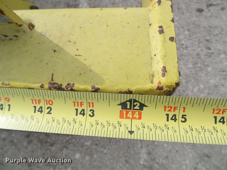 image for item DG0166 1993 John Deere 4960 MFWD tractor