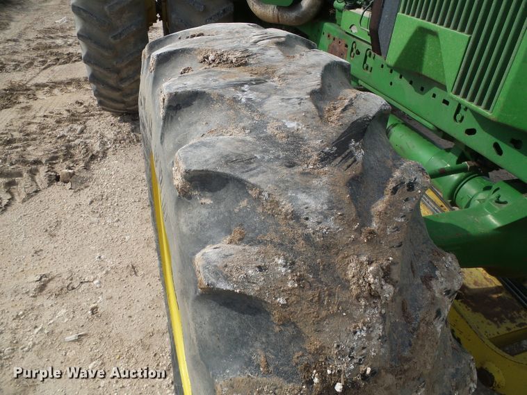 image for item DG0166 1993 John Deere 4960 MFWD tractor