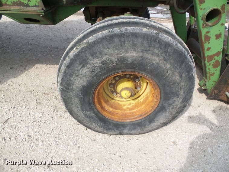 image for item DG0167 1973 John Deere 4630 tractor