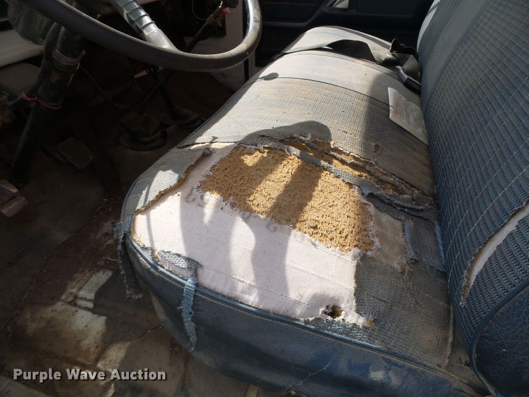 image for item DG0168 1973 Ford F600 grain truck