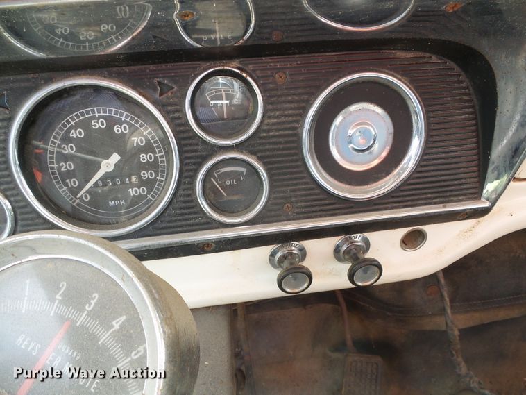 image for item DG0168 1973 Ford F600 grain truck