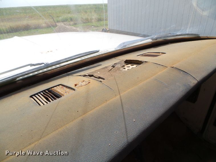 image for item DG0168 1973 Ford F600 grain truck