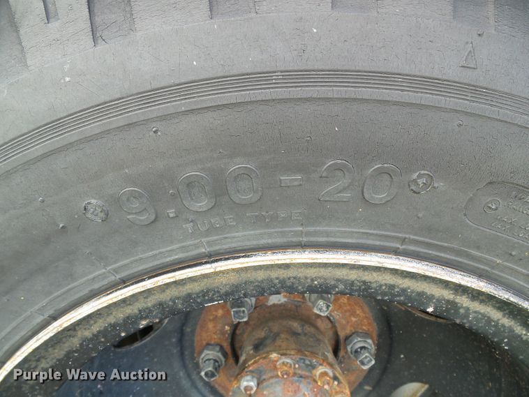 image for item DG0168 1973 Ford F600 grain truck