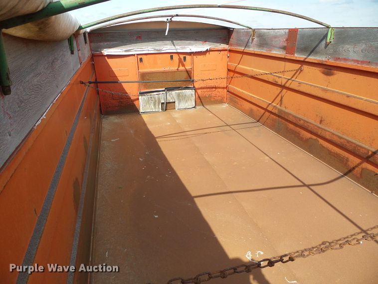 image for item DG0168 1973 Ford F600 grain truck