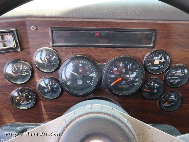 image for item DG4098 2001 Western Star 4964SX spreader truck