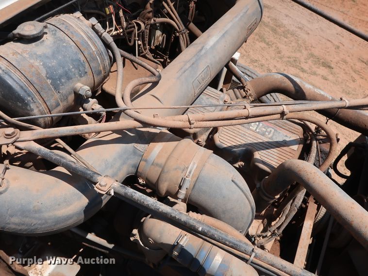 image for item DG4098 2001 Western Star 4964SX spreader truck